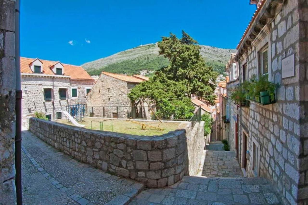 Dubrovnik Cozy Studio With The Old Town Charm Дубровник Екстер'єр фото